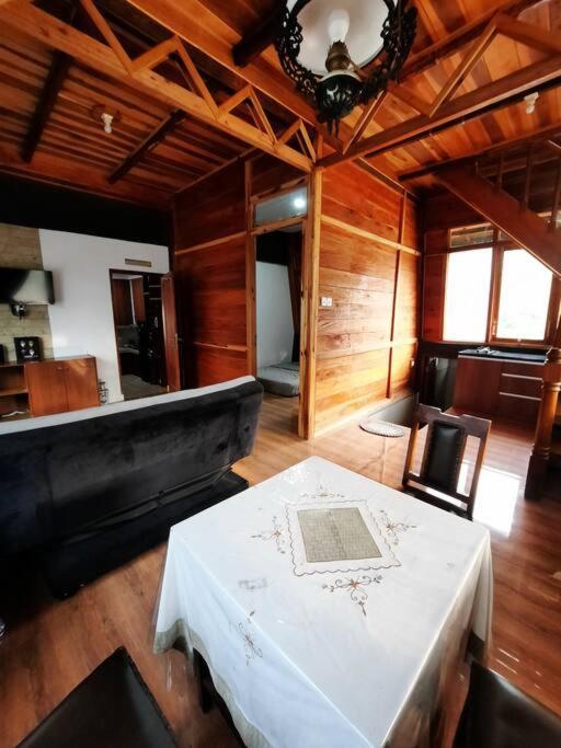 Villa As-Salam, Kadungora, Garut Exterior foto