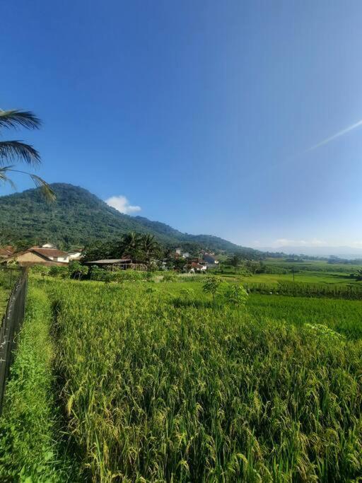 Villa As-Salam, Kadungora, Garut Exterior foto